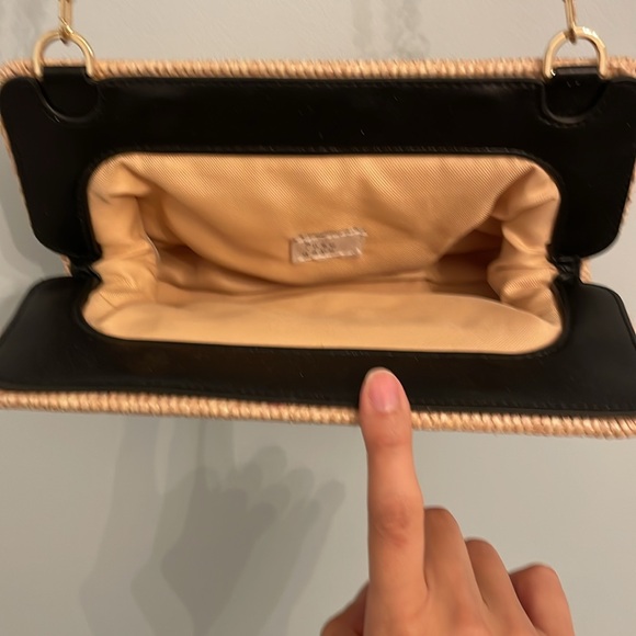 A new day straw crossbody bag. Never used. - Picture 3 of 3